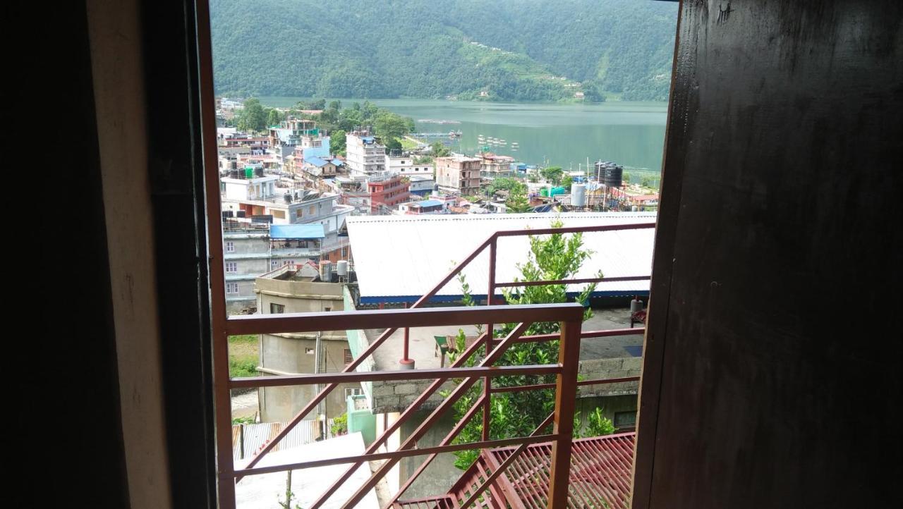 Peace Guesthouse Cottage Pokhara Bagian luar foto