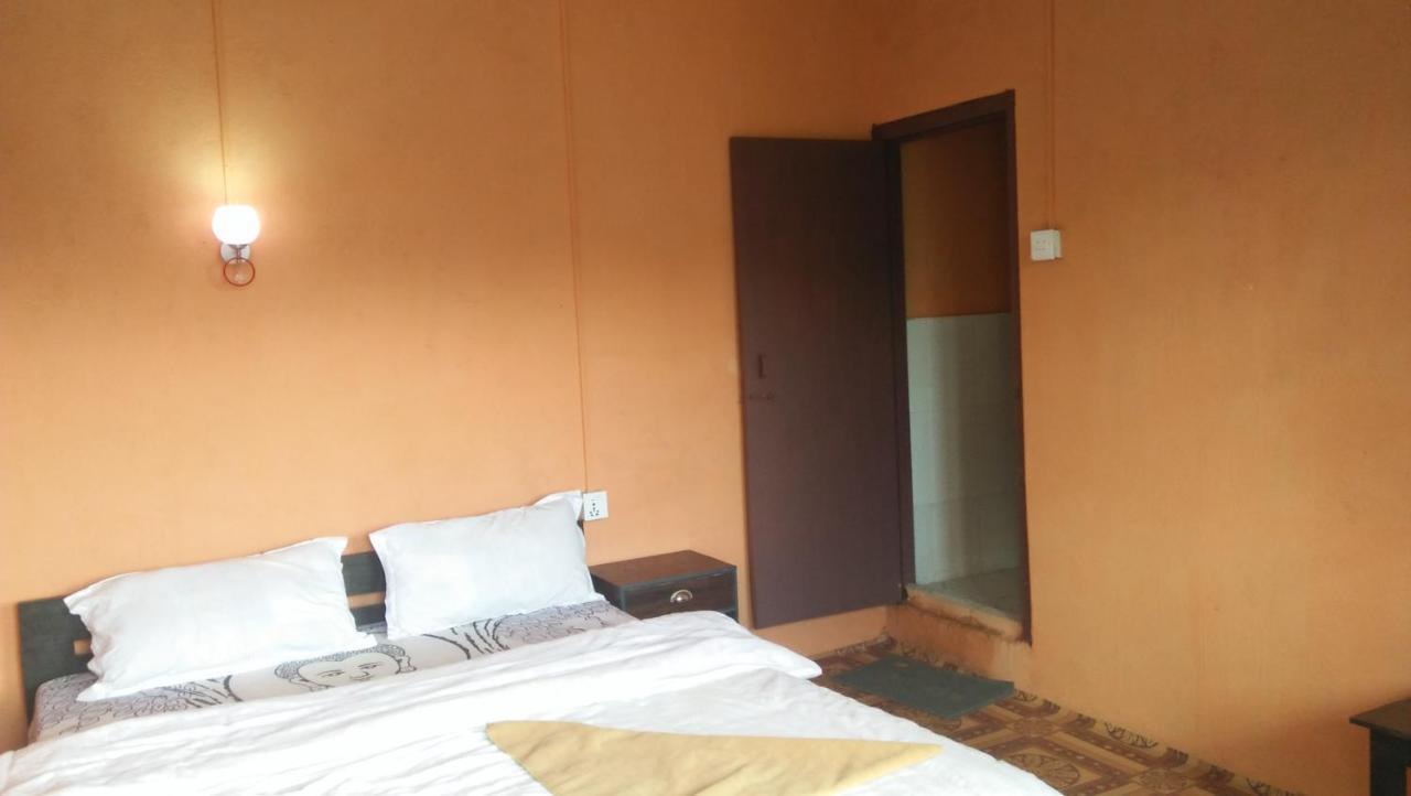 Peace Guesthouse Cottage Pokhara Bagian luar foto