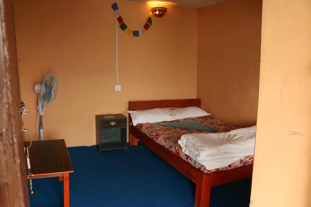 Peace Guesthouse Cottage Pokhara Bagian luar foto